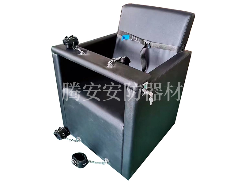 犯人軟包審訊椅與平常的沙發(fā)椅子是一樣的嗎？